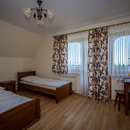 Oda ve Kahvaltı Podhalanski Dworek Z Jacuzzi 3*