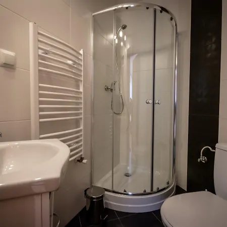 Oda ve Kahvaltı Podhalanski Dworek Z Jacuzzi Leśnica