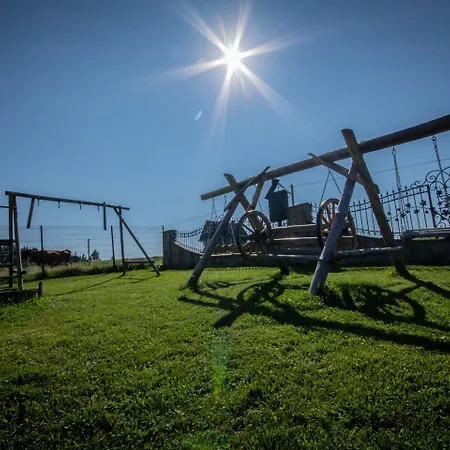 Podhalanski Dworek Z Jacuzzi 3* Leśnica