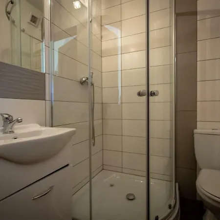 Podhalanski Dworek Z Jacuzzi 3*