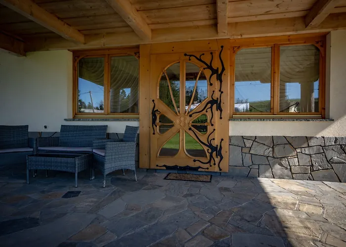 Bed & Breakfast Podhalanski Dworek Z Jacuzzi 3*