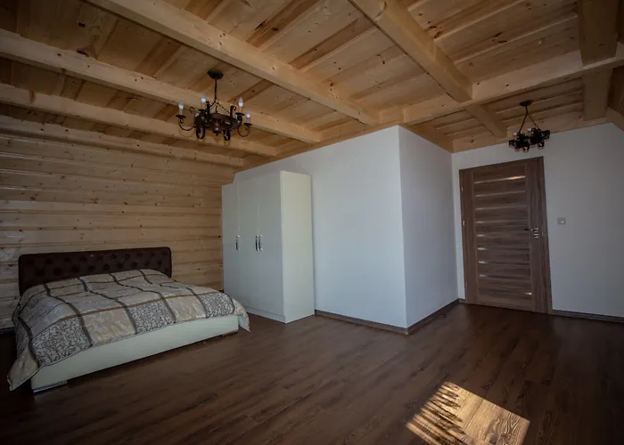 Podhalanski Dworek 3*