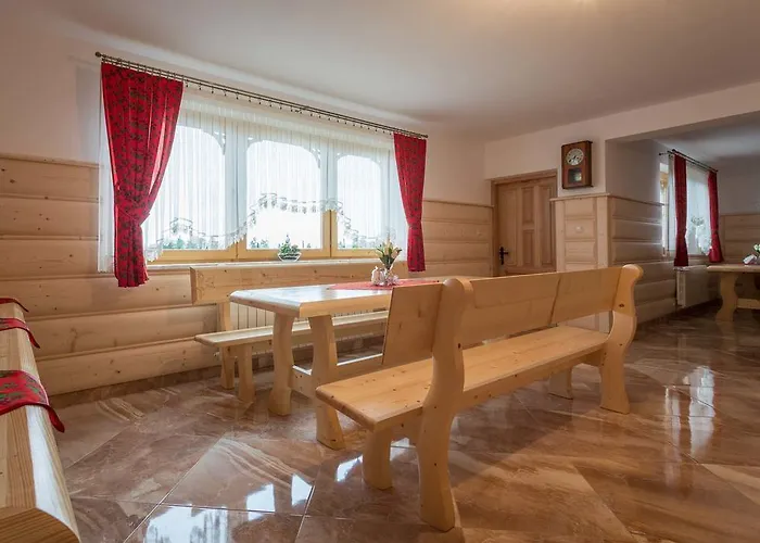 Bed & Breakfast Podhalanski Dworek Z Jacuzzi Leśnica